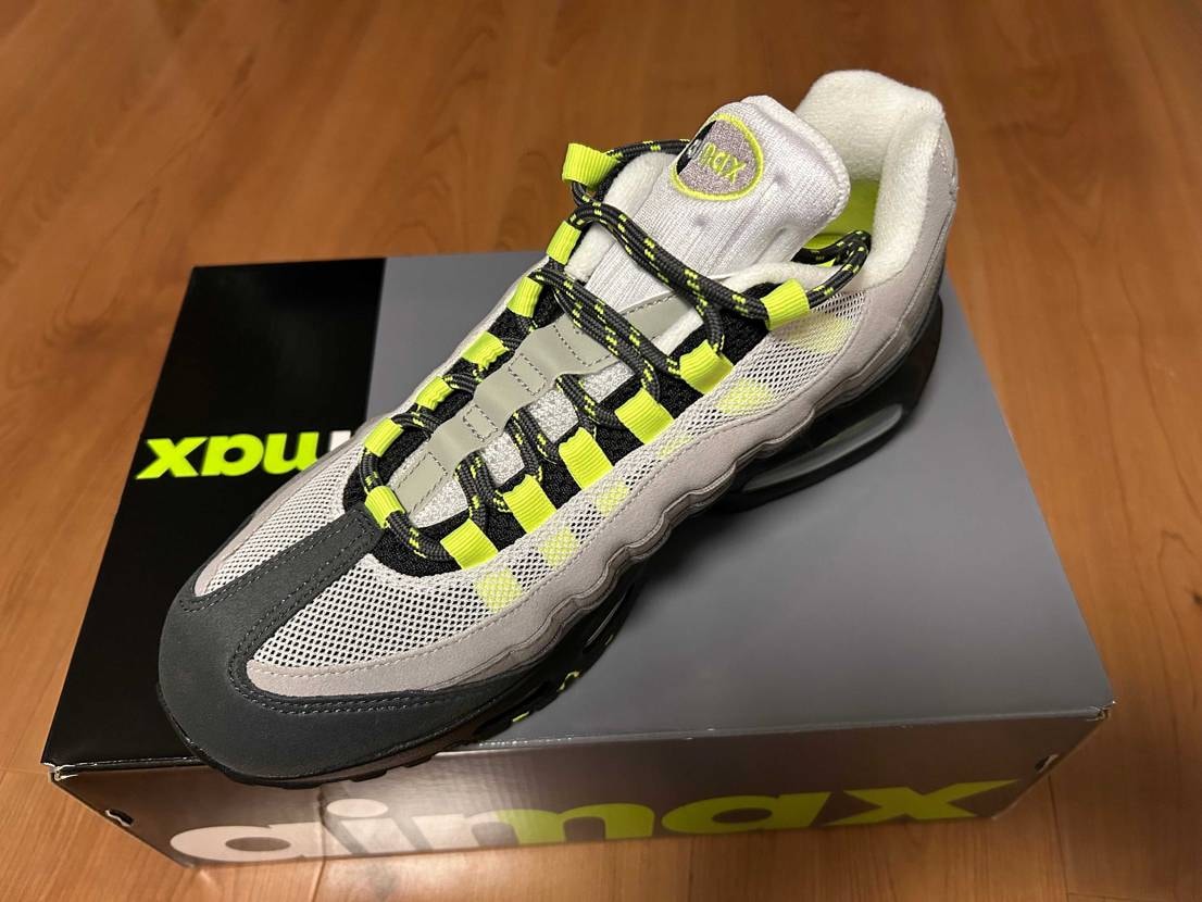 NIKEから届いたエアマックス95 OG ビッグバブル "ネ