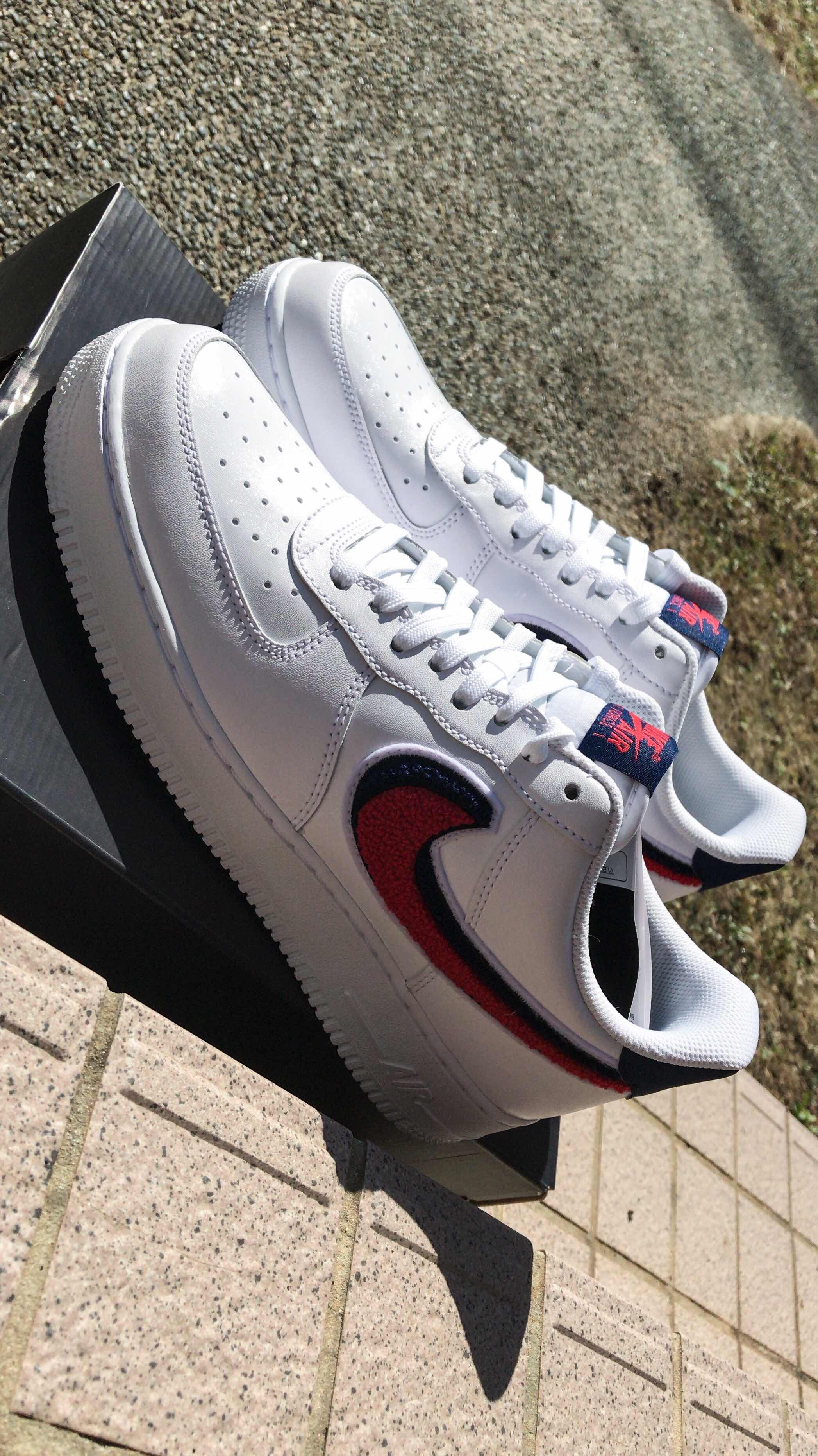 初めてのAIR FORCE🤩
黒も欲しくなった
NIKE AIR FO