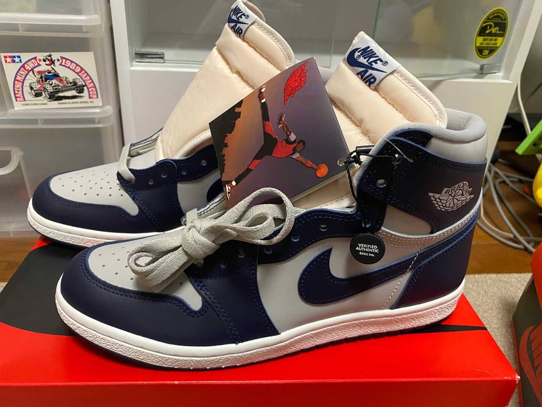 購入した2足が届きました！
ジョージタウンが黒タグが無くて残念だったけど
両