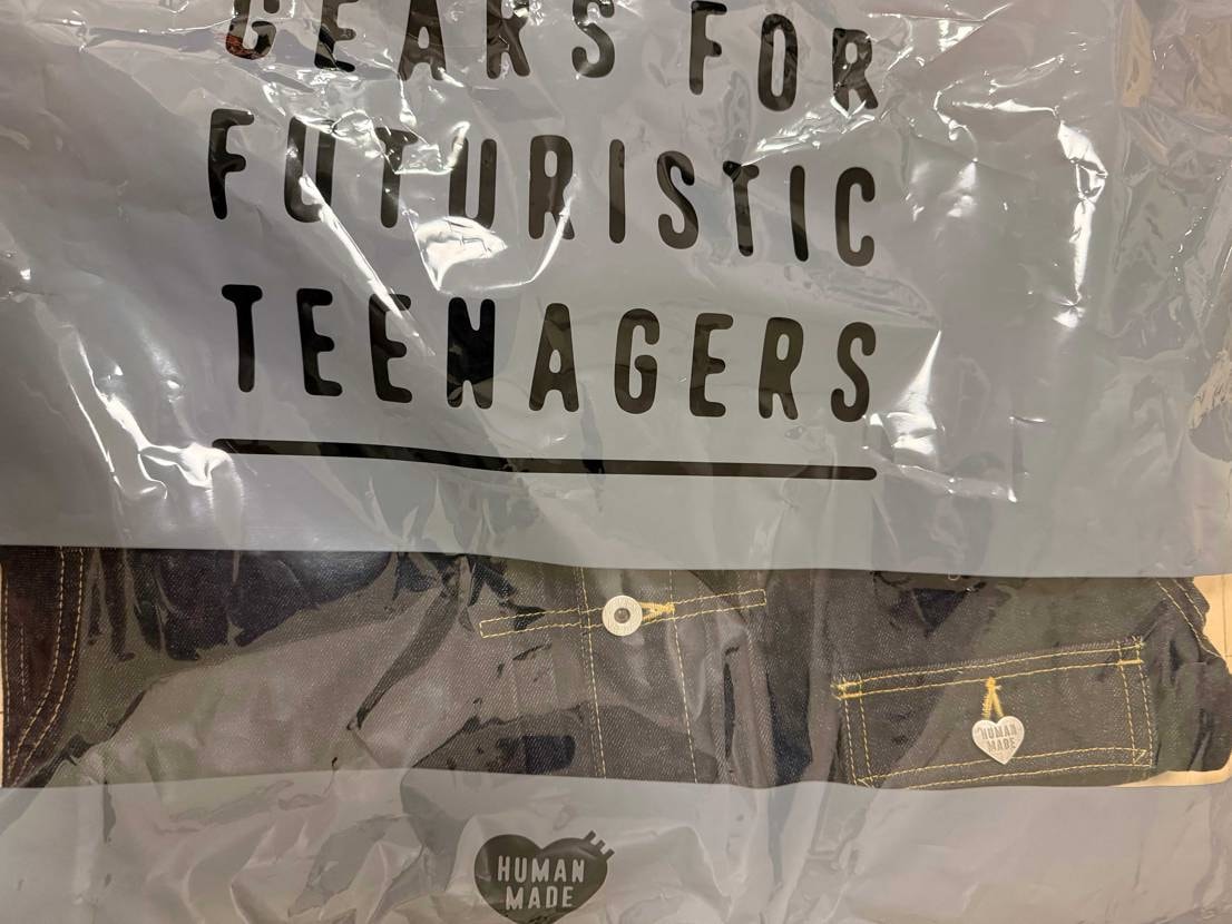 ヒューマンメイド心斎橋16時半時点でTeeとキャップとキーチェーンがあるのは確認