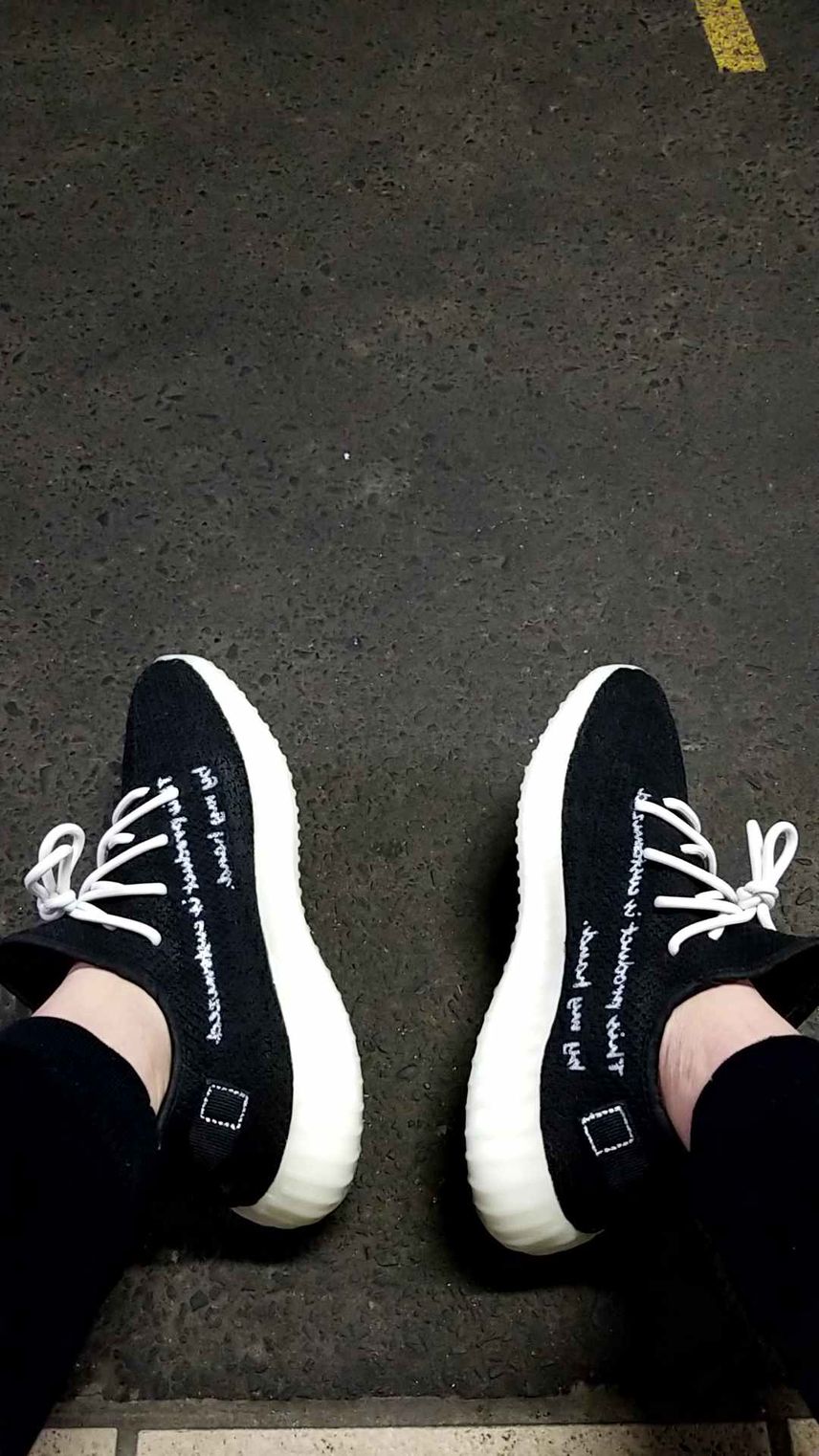 custom kicks YEEZY BOOST 350 V2 × Calab