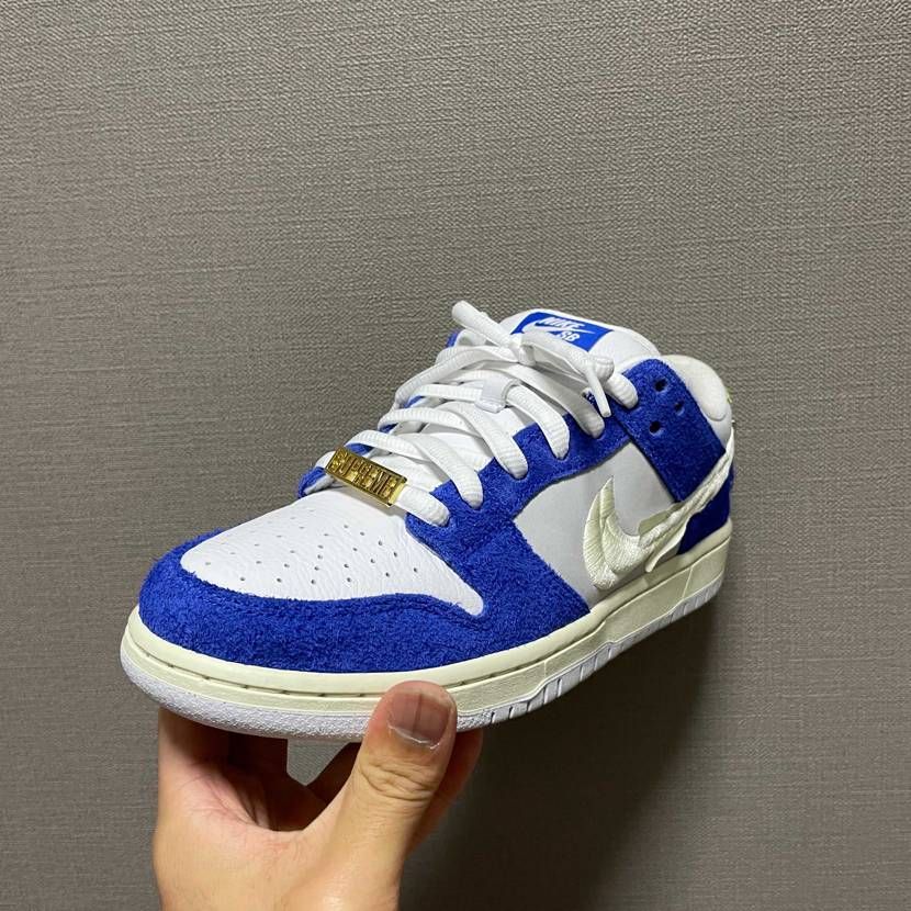 プレで買った福原愛さん売っ払ったシュプリームのデュブレをつけてタグを外して数ヶ月