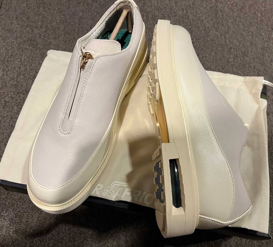 エアマックスというより近年のNIKEのスニーカーの中でも最高レベルでラグジュアリ