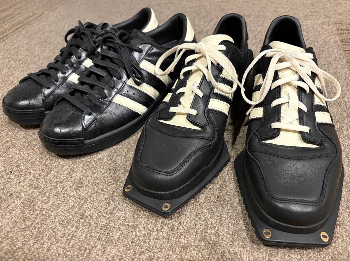 アディダスの黒×白はコーデの汎用性エグいから好き。今回のキュビズムもインラインで