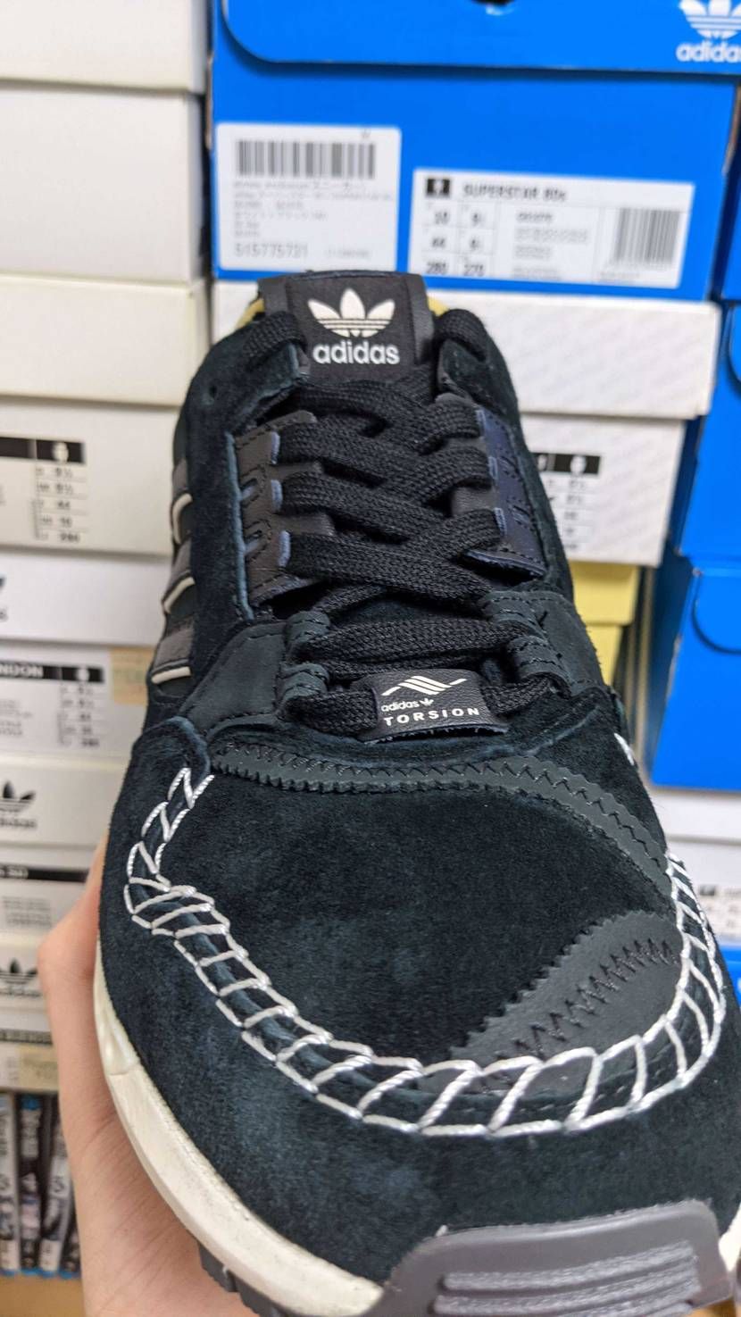ZX 9000 YCTN 半額ぐらいでゲット👍
定価2万近く