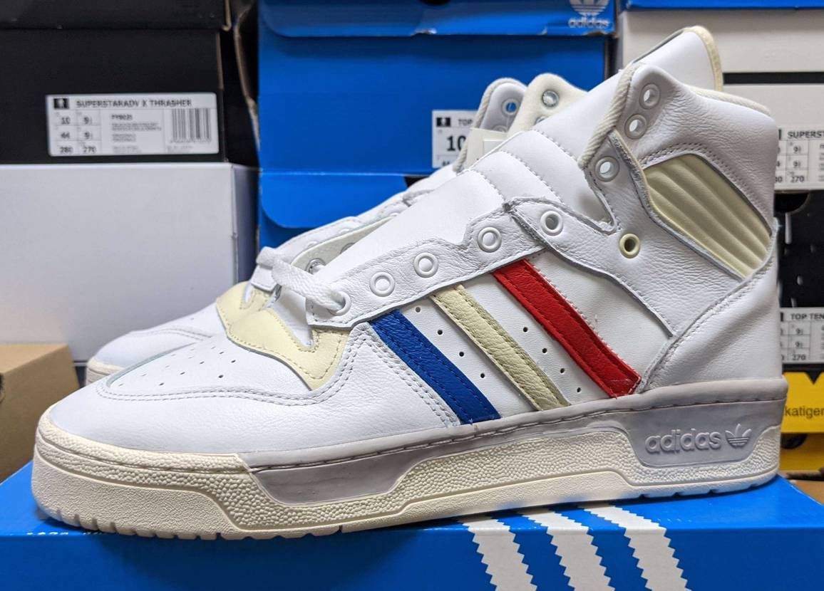 おフランスライバルリー爆速で届いた！
美色ですね〜革の柔らかい感じも良き👍
これ