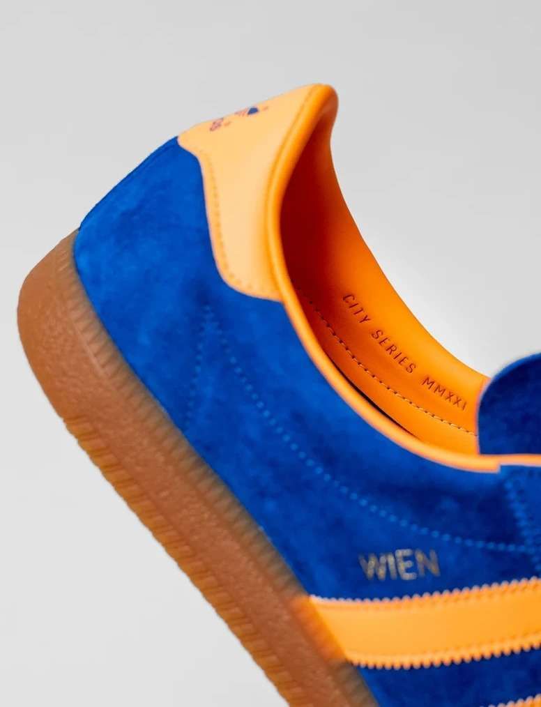 2021のシティシリーズは'CITY SERIES MMXXI' の刻印があるん