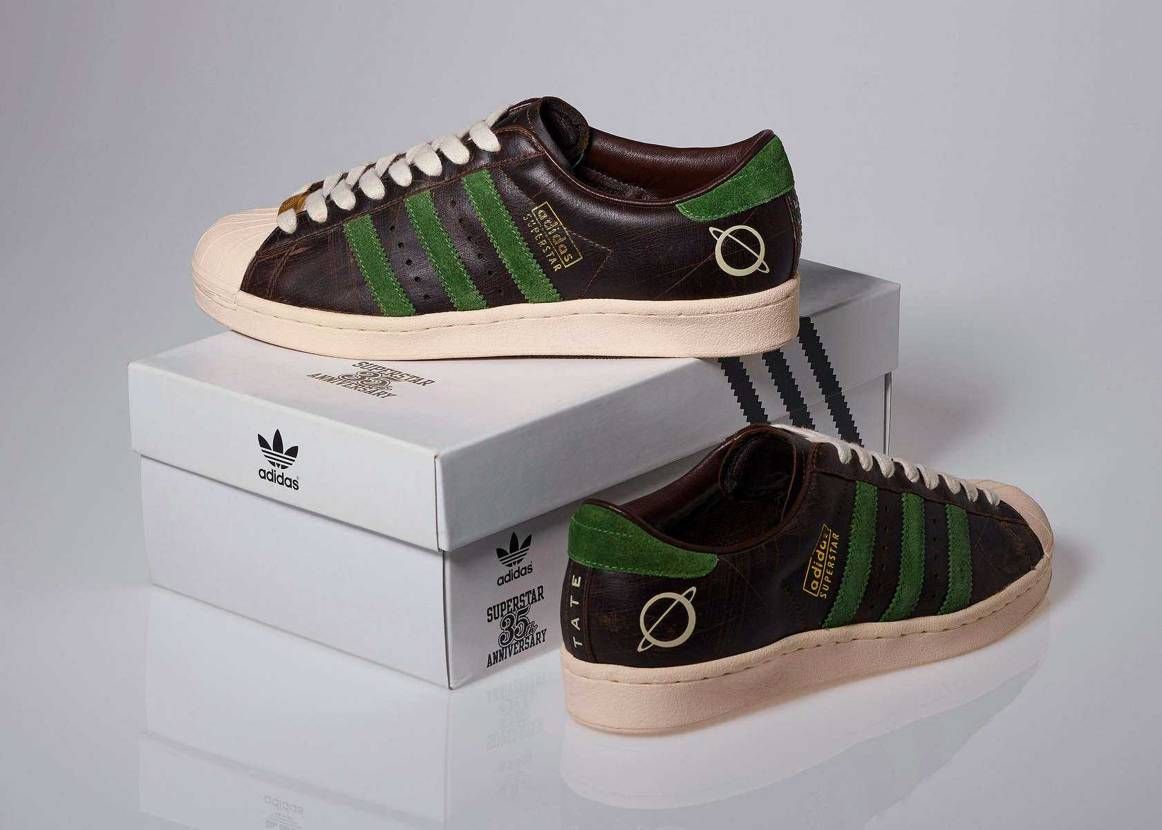 やっぱ35thのコンソーシアムシリーズはバチボコかっけーなぁ…
どれか1足ほしい