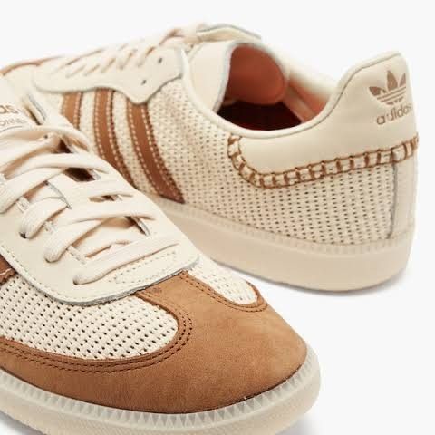 UNIQLO X J.W.ANDERSON 買った〜
ステッ