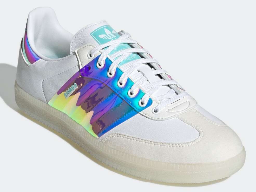 新しいサンバなかなかハッピーでわらう
OGモデルだしｗ
まぁ買わんけど

htt