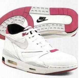 NIKE博士に聞きたいんですけど、これって復刻の可能性ありますか？