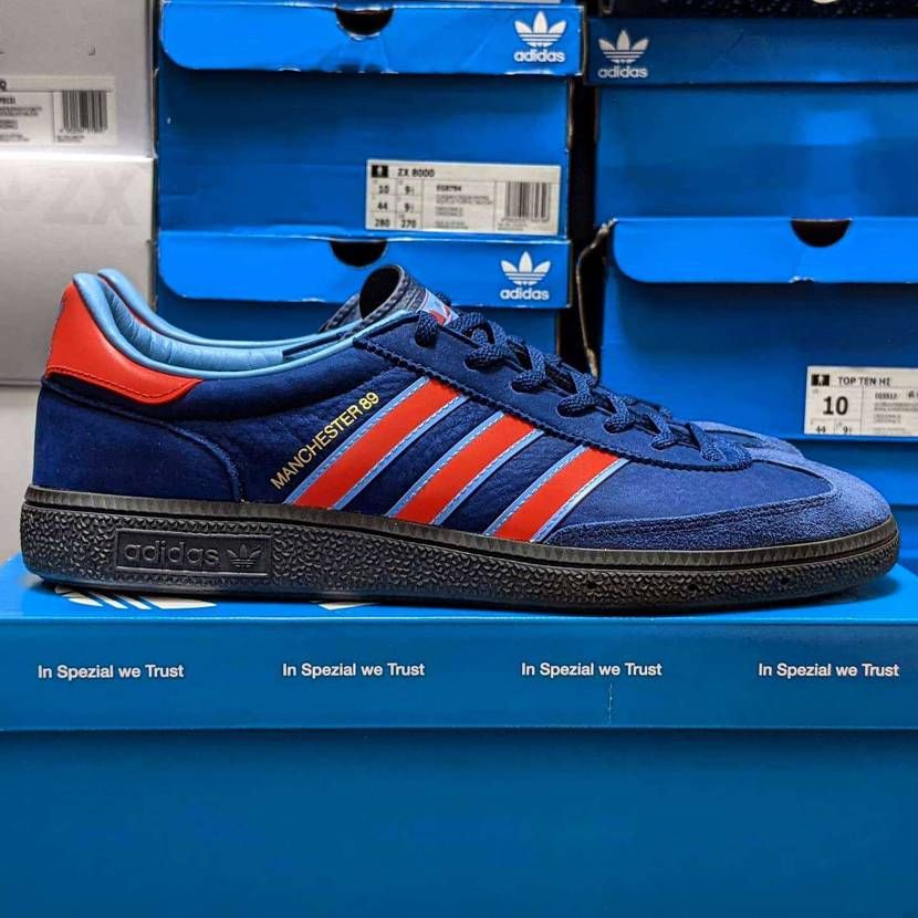 MANCHESTER 89 SPZL
光る😎