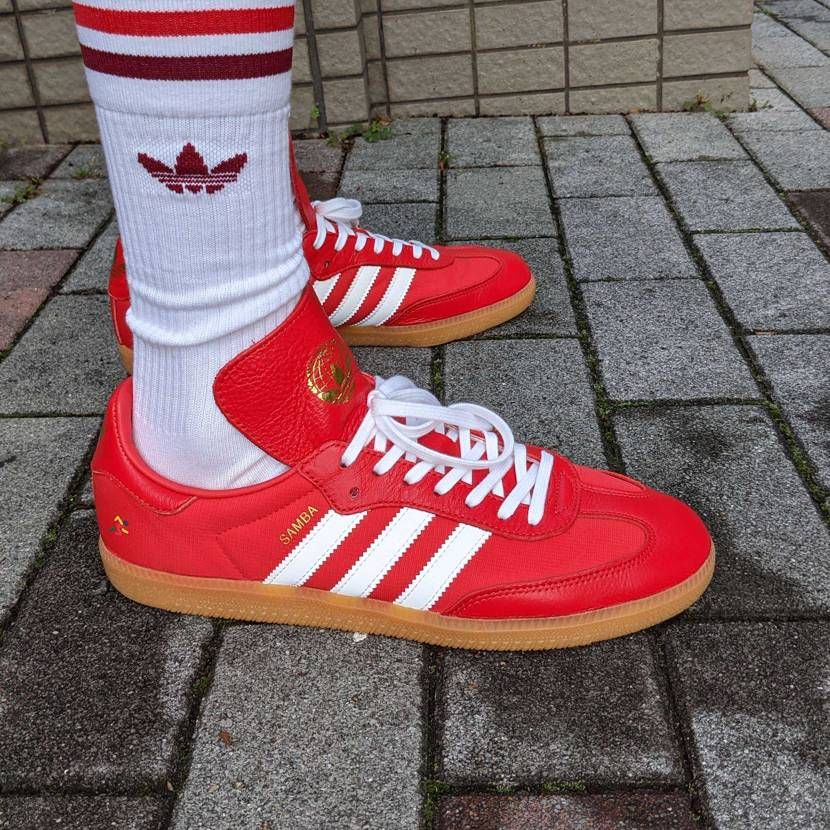 SAMBA
当たり前だけどサッカー感凄いｗ
あんまり買わない赤