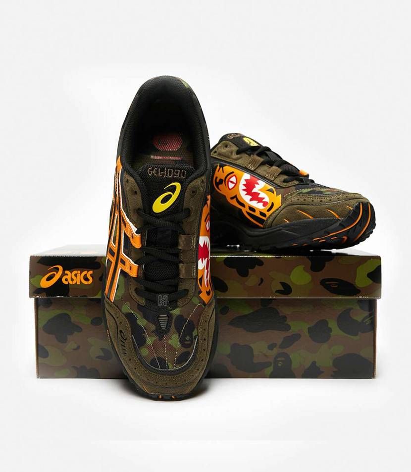 Adidas NB ASICSとBAPEイケイケだね
良いかも！と思いきや内側が