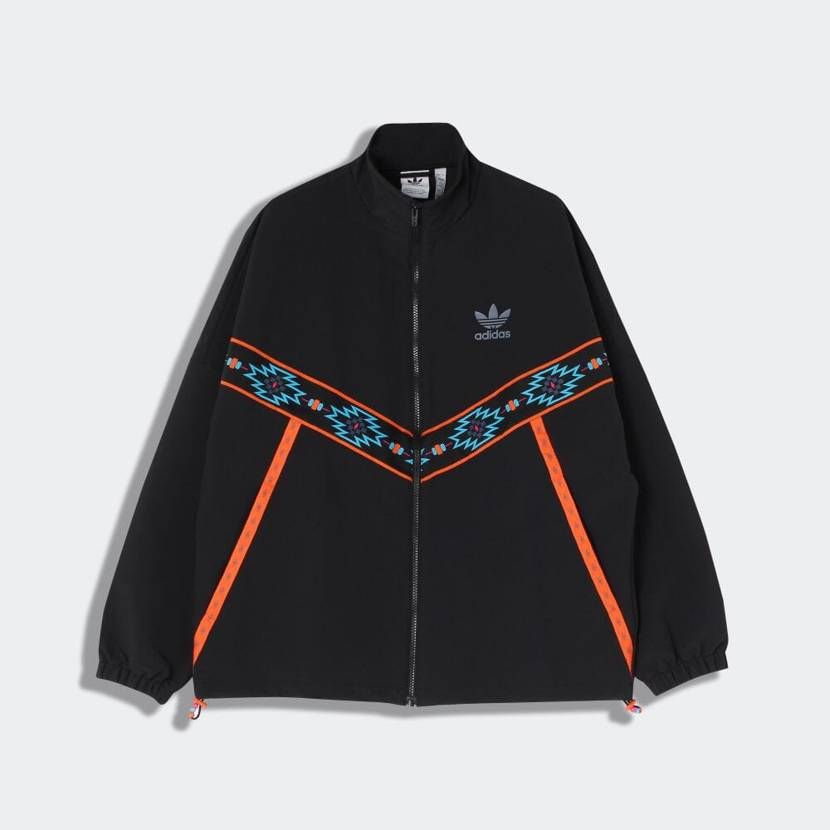 ナバホ族のやつ、アパレルもきた〜
絶対半額くらいまで残るよな