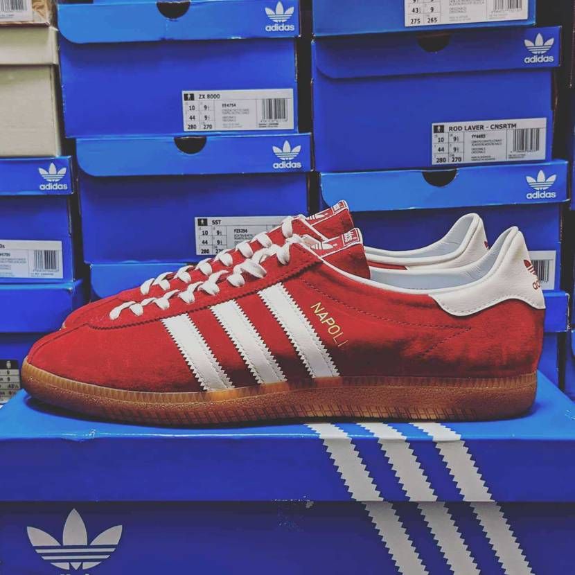 NAPOLI🍅

ライニング革💯
シュータンタグかわいい💯