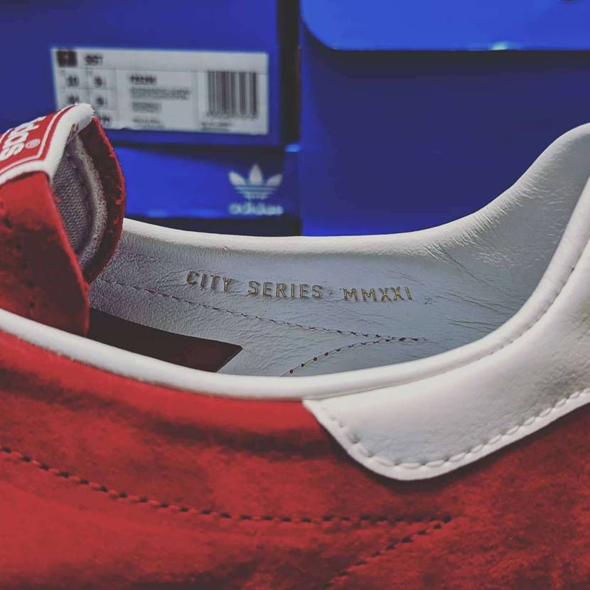 NAPOLI🍅

ライニング革💯
シュータンタグかわいい💯