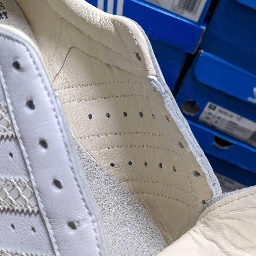 CONSORTIUM 10TH SUPERSTAR 'UND