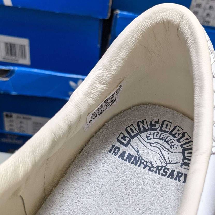 CONSORTIUM 10TH SUPERSTAR 'UND