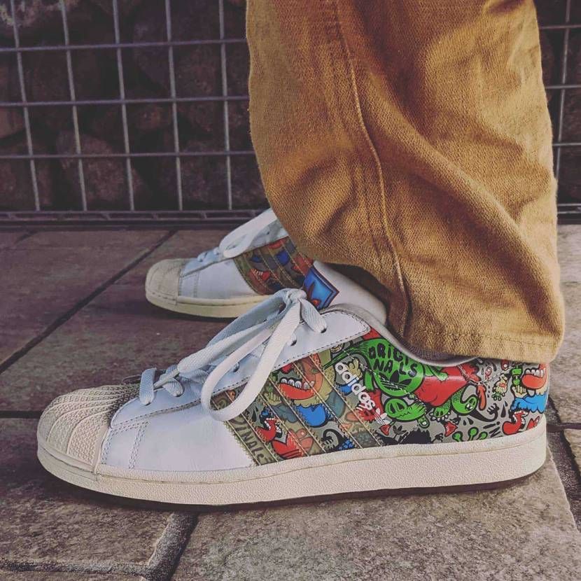 今日はSUPERSTAR Ⅱ GRAFFITI PACK ? (2010)

こ