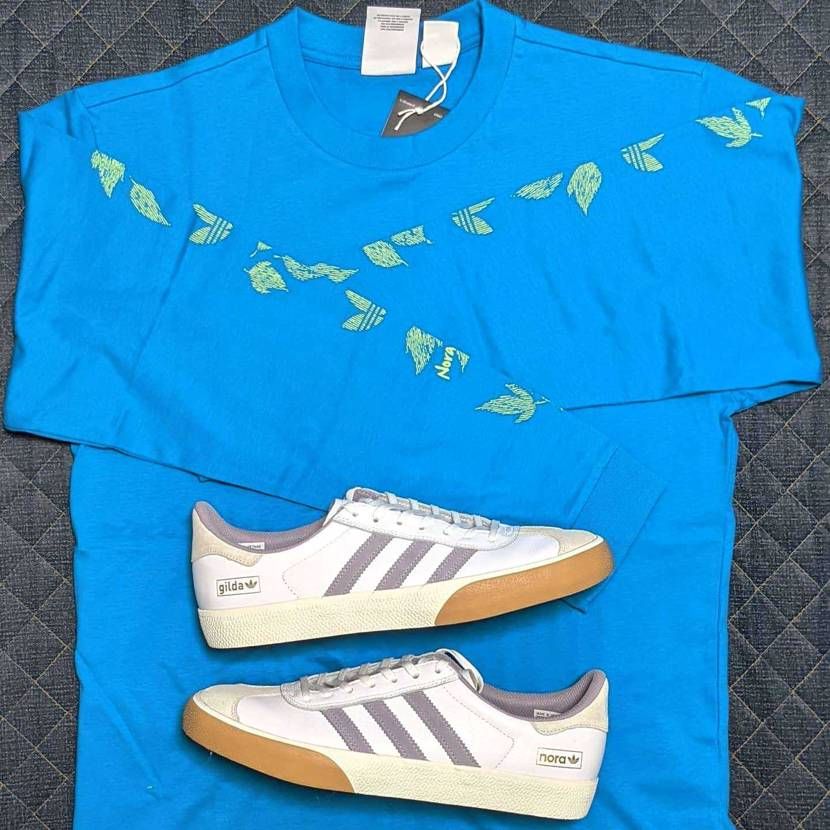 ノラのロンTEE買いました☺
色良い感じです。今安いし！
ア