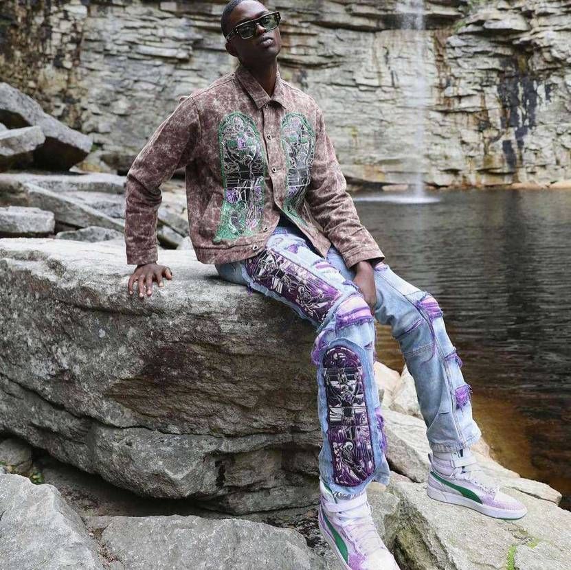 ステンドグラス？かっこよすぎる…
まぁ手が出ないが