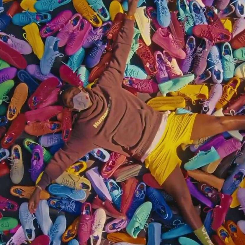 50色でもワイが待ってるのはこっち
PV出てから随分立つけど音沙汰なしｗ