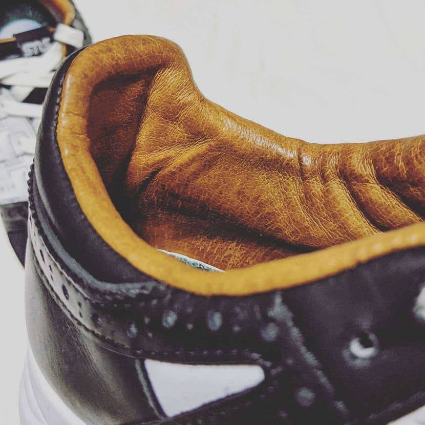 CONSORTIUM Sneakersnstuff 'Tee