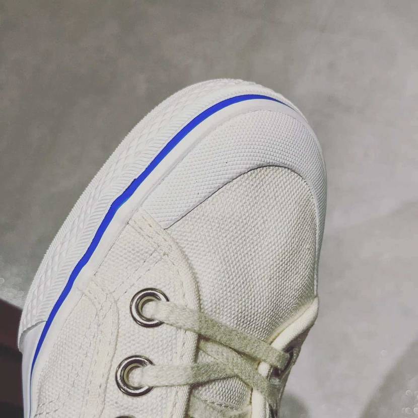 今日はNIZZA⚪🔵⚪

履かず嫌いだったけどこの一足で掌返