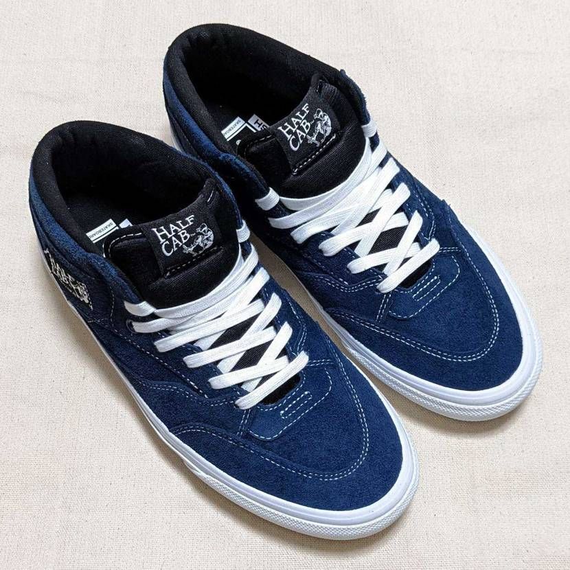 ネイビーやばい