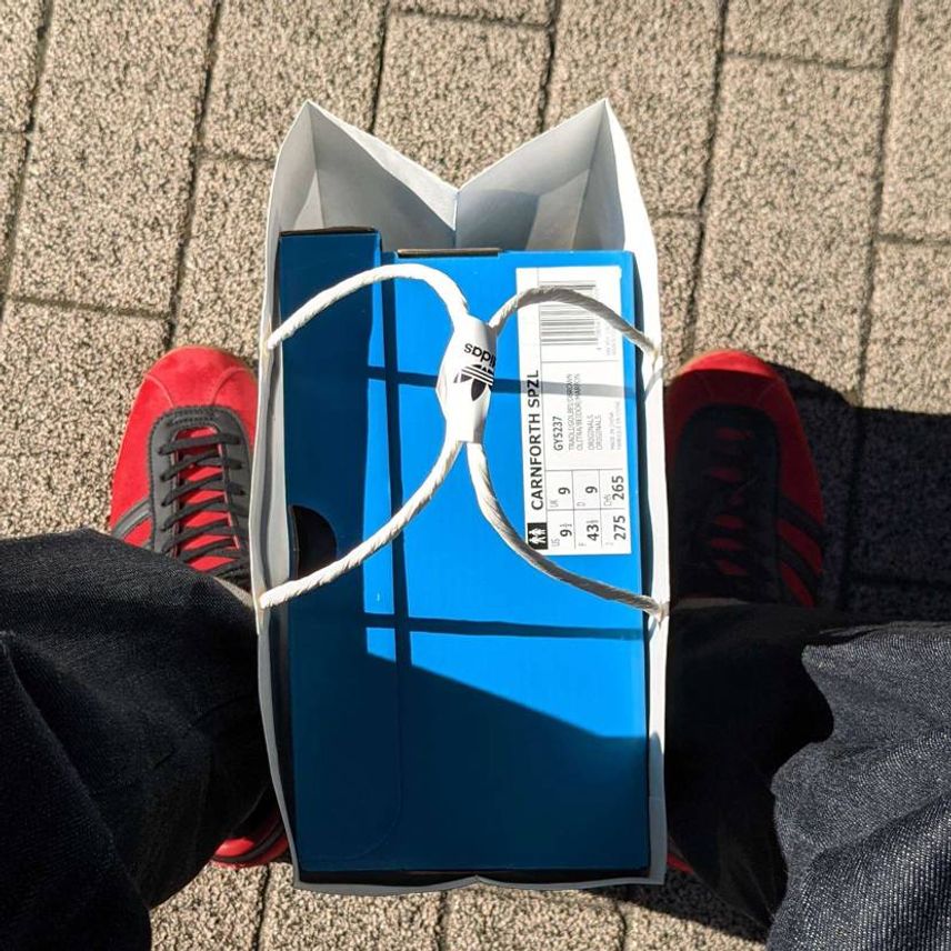 げつ
モスクワハンドボール履いてる人いた!すげーw
ちなみにLOTHERTON