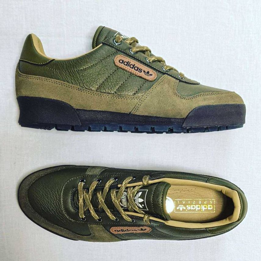 CARNFORTH SPZL
素晴らしい…こんなに余裕で買えるの日本ぐらいだろう