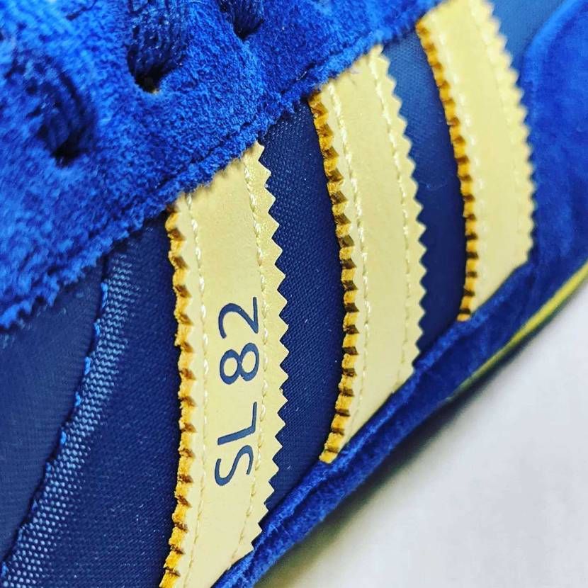 SL 82