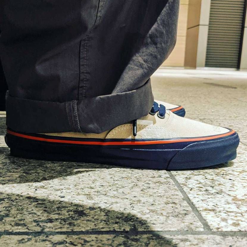 VANS AUTHENTIC
NIGEL CABOURN
LYBRO