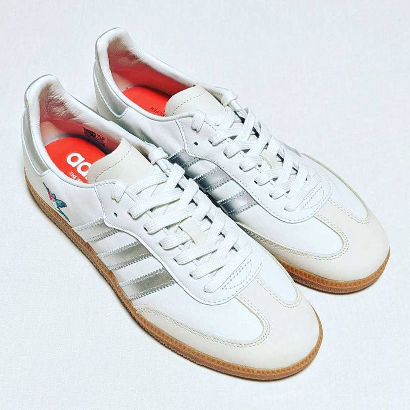 完璧なCWと素材使いに一目惚れ！
テニスシューズみたいなCW
ノッティングヒルカ