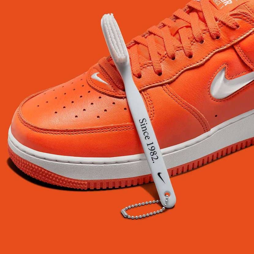 こっちはシュータン布地なんだね
普通のもコレなら買ってたな