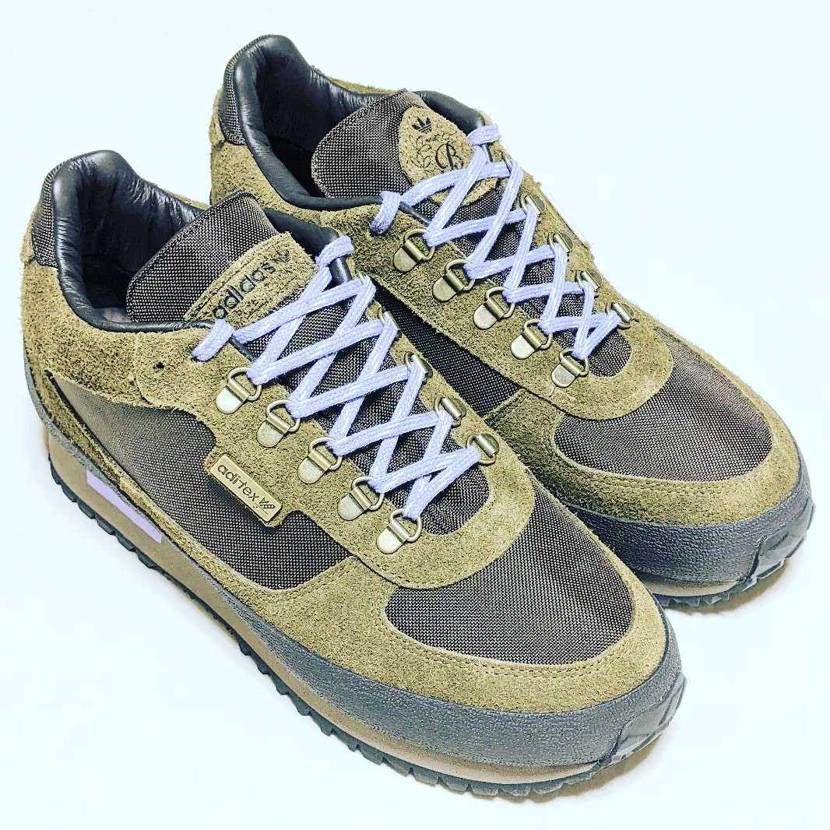 れびゅ
BLONDEY WINTERHILL SPZL

遥々UKから無事