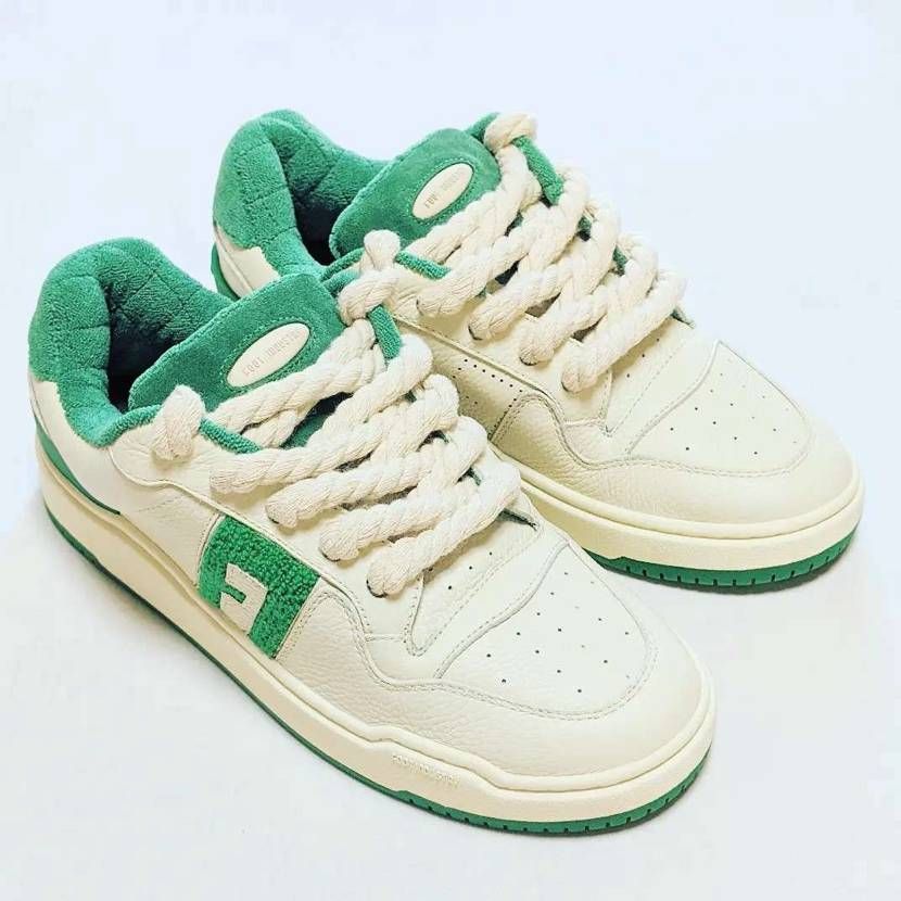 れびゅ

Rope Skate Sneaker

BFで気になってたやつ