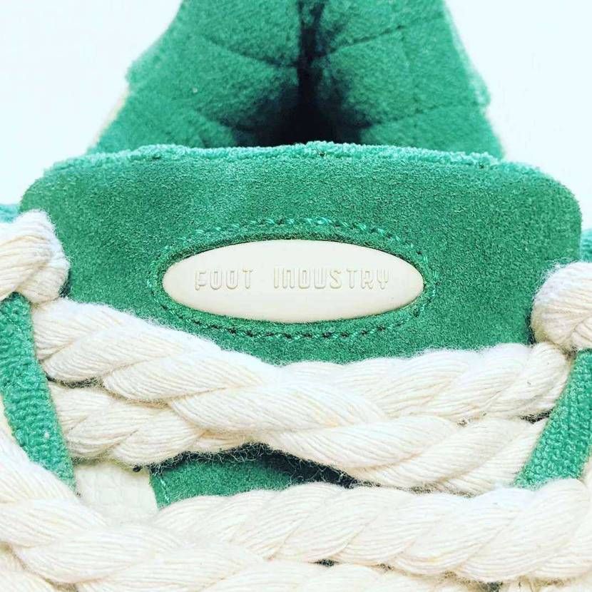 れびゅ

Rope Skate Sneaker

B