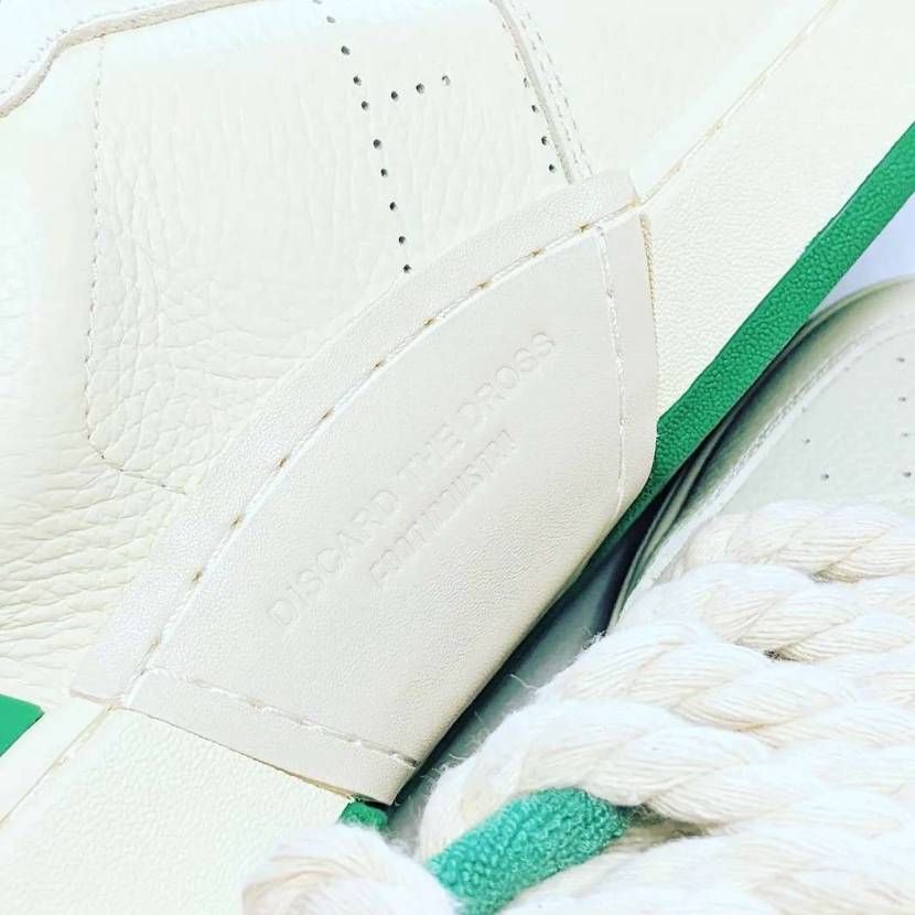 れびゅ

Rope Skate Sneaker

B