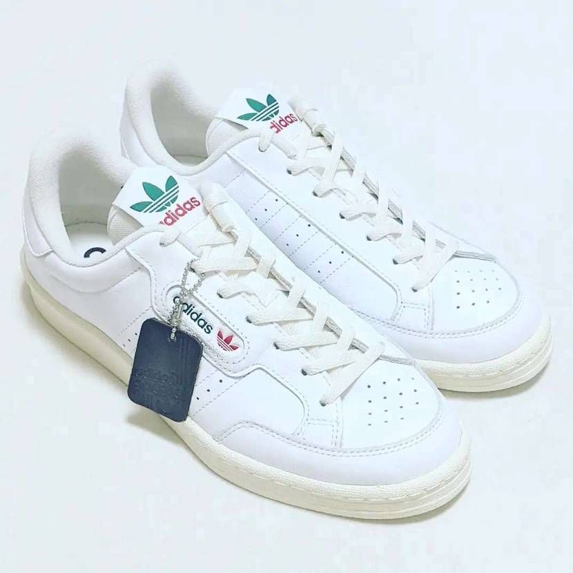 れびゅ①

ENGLEWOOD SPZL

STAN SMITHの存在が