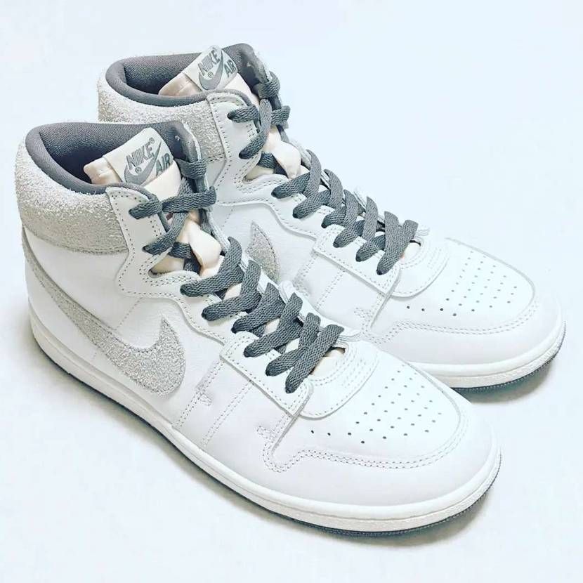 れびゅ

AIR SHIP

2色目購入！
良い造形、良い素材構成。