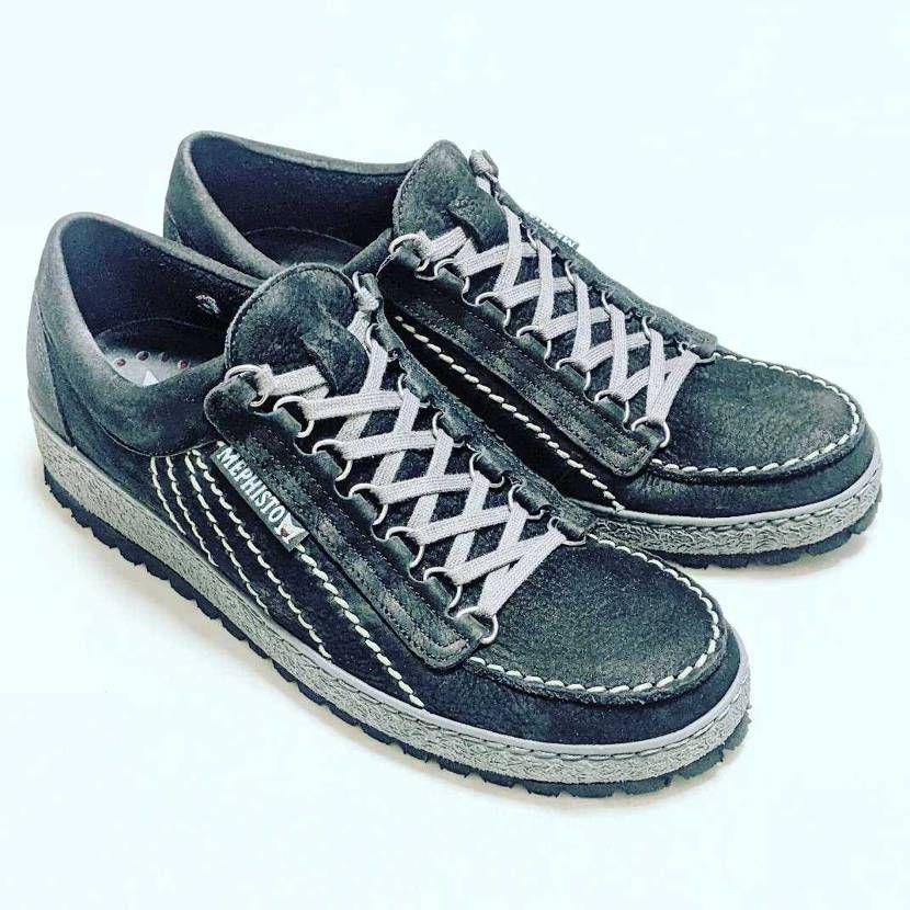 れびゅ

RAINBOW

細々続いていたMEPHI