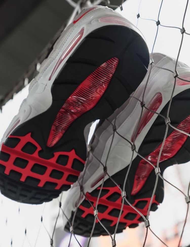 気圧表記ないから赤箱なか🤔