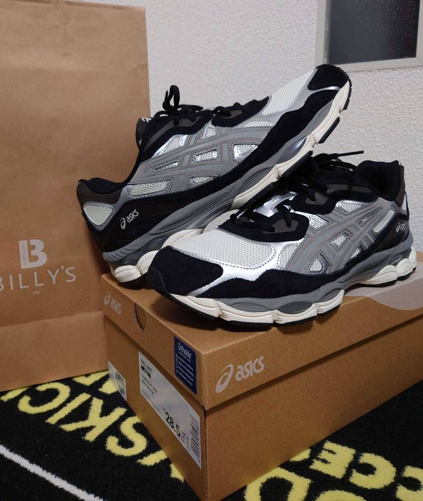 Billy'sで朝イチゲットん!!
初GEL NYCです
オンラインは完売で