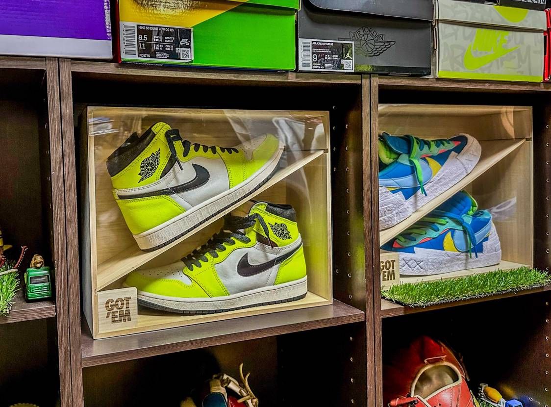 ヒツジウッドファクトリーさんの木箱買ってスニーカー飾ってみた‹‹\(´ω` )/