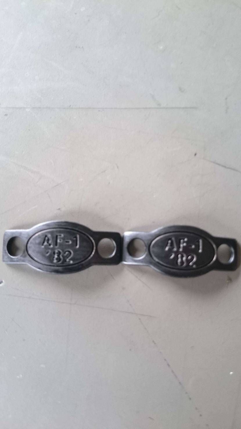 こんちにわ。
今日はAF1のシューレースデュブレを加工したの