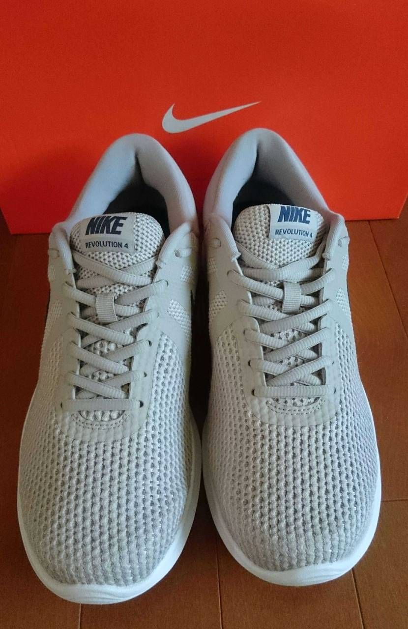 こんちわ。
今月末にNew Kicksを購入予定なんですが、