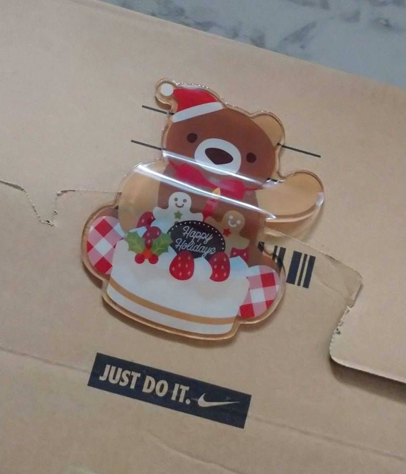 こんちわ。
昨日は娘が18歳の誕生日って事で、予め買っておい