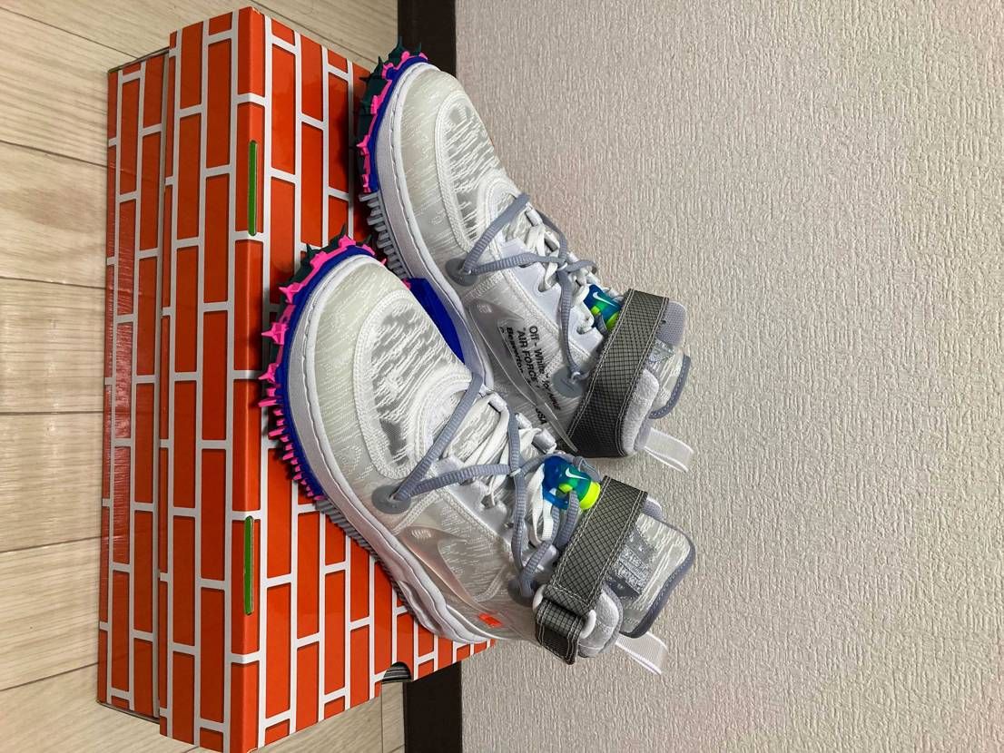 Off-White 初購入！
トゲトゲの存在感がハンパ無いw